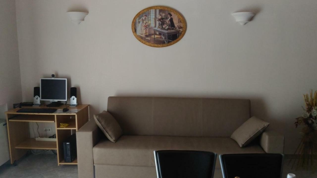 Mare And City House Manfredoine Extérieur photo